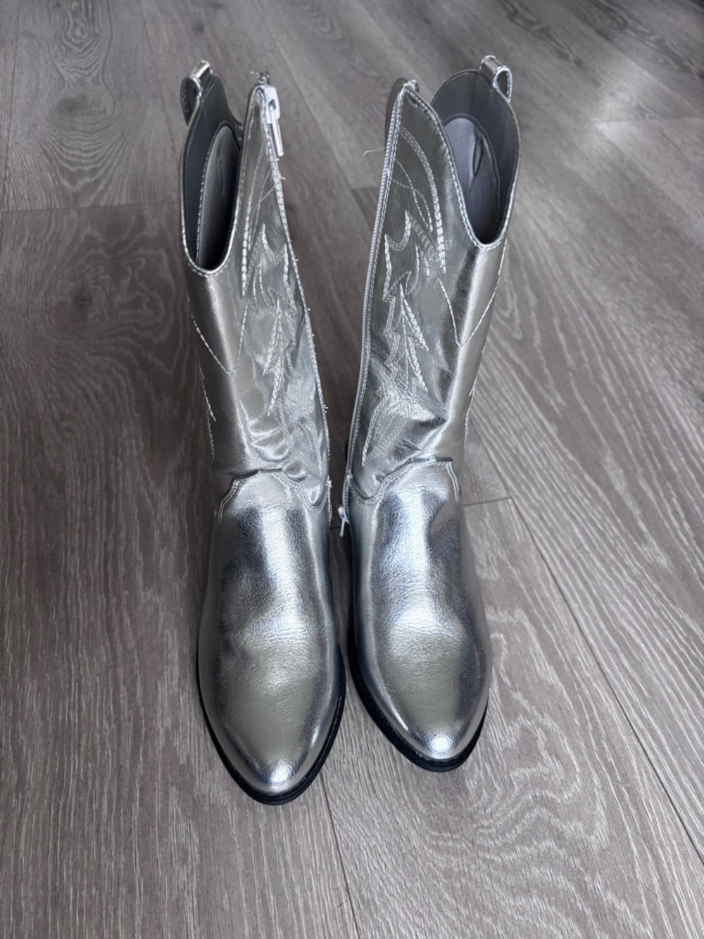 Madden NYC Metallic Silver Western Mid-Calf Boots Women 5 festival Nashville - Picture 3 of 8